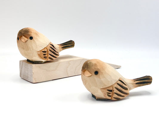 Sparrow Serenity: Doorstop with Woodcarve Sparrow Ornament